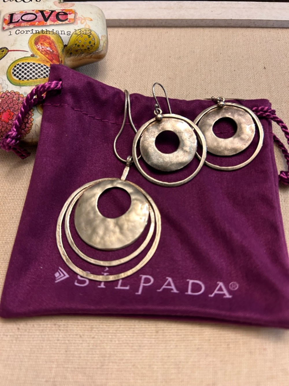 Silpada round hammered earrings and pendant